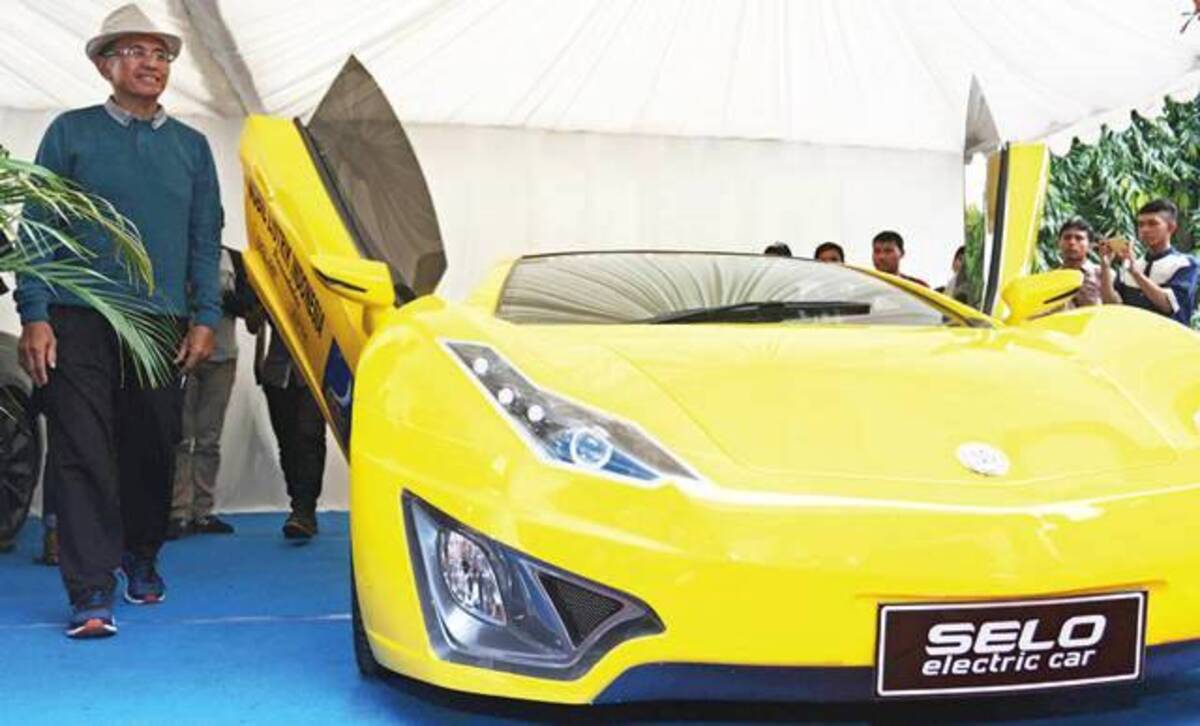 Deretan Mobil Listrik Karya Anak Bangsa