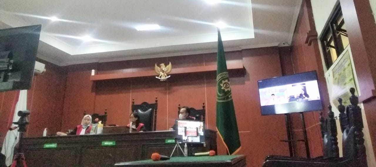 Pelempar Psikotropika ke Rutan Banyumas Disidang Bantah Keterangan Saksi