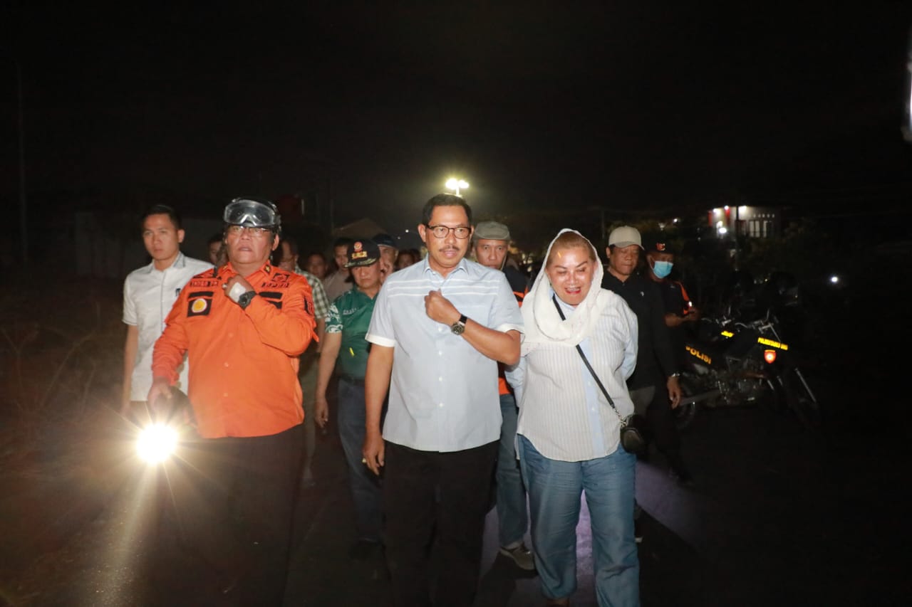 Percepat Atasi Kebakaran TPA Jatibarang, PJ Gubernur Jateng Akan Datangkan Helikopter Water Bombing 