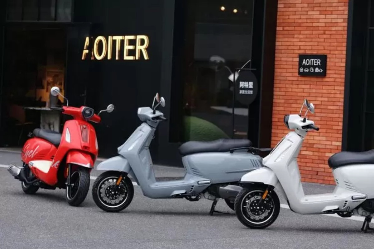 Inilah Motor Retro 150 cc yang Adopsi Gaya Retro Italia: Cyclone RT150E