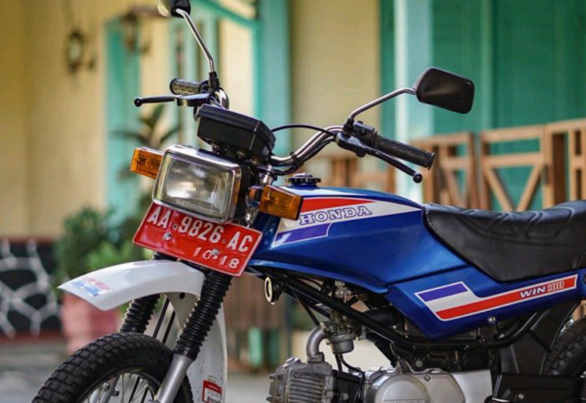 Motor Mahasiswa Kalcer Banget! Ini 5 Keunggulan Honda Win yang Nggak Lekang oleh Waktu