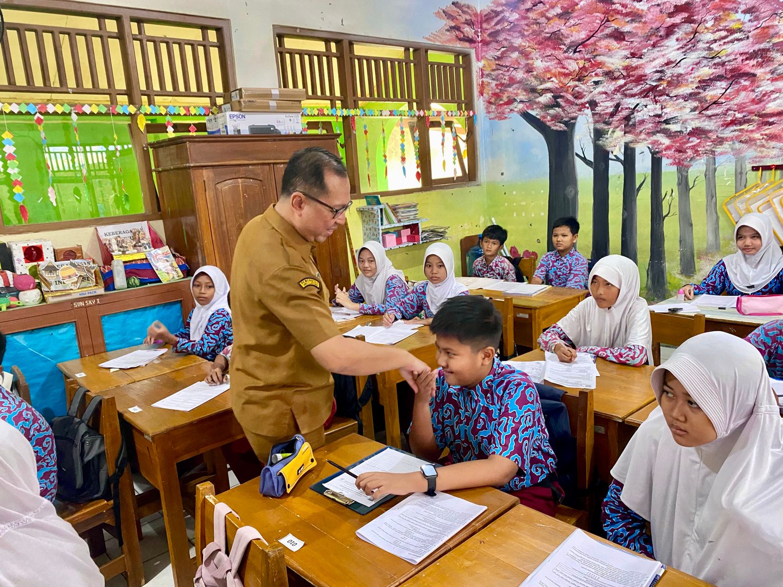Seleksi Kepala Sekolah di Cilacap Ditunda, 276 Guru Diminta Bersabar