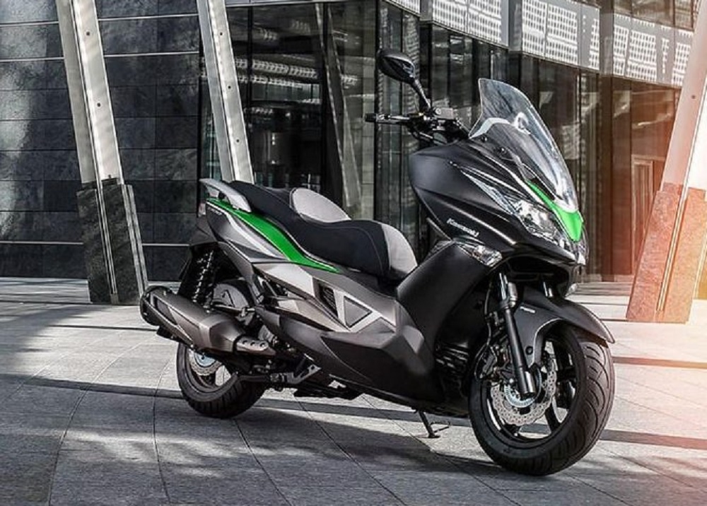 Ingin Punya Kawasaki Ninja Versi Motor Matic? Segini Budget yang Harus Disiapkan