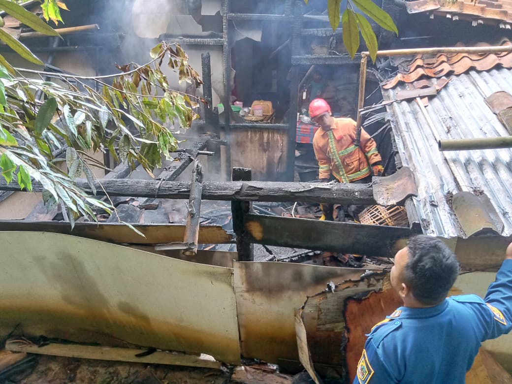 Tungku Ditinggal Menyala Dapur Warga Cilongok Banyumas Nyaris Terbakar