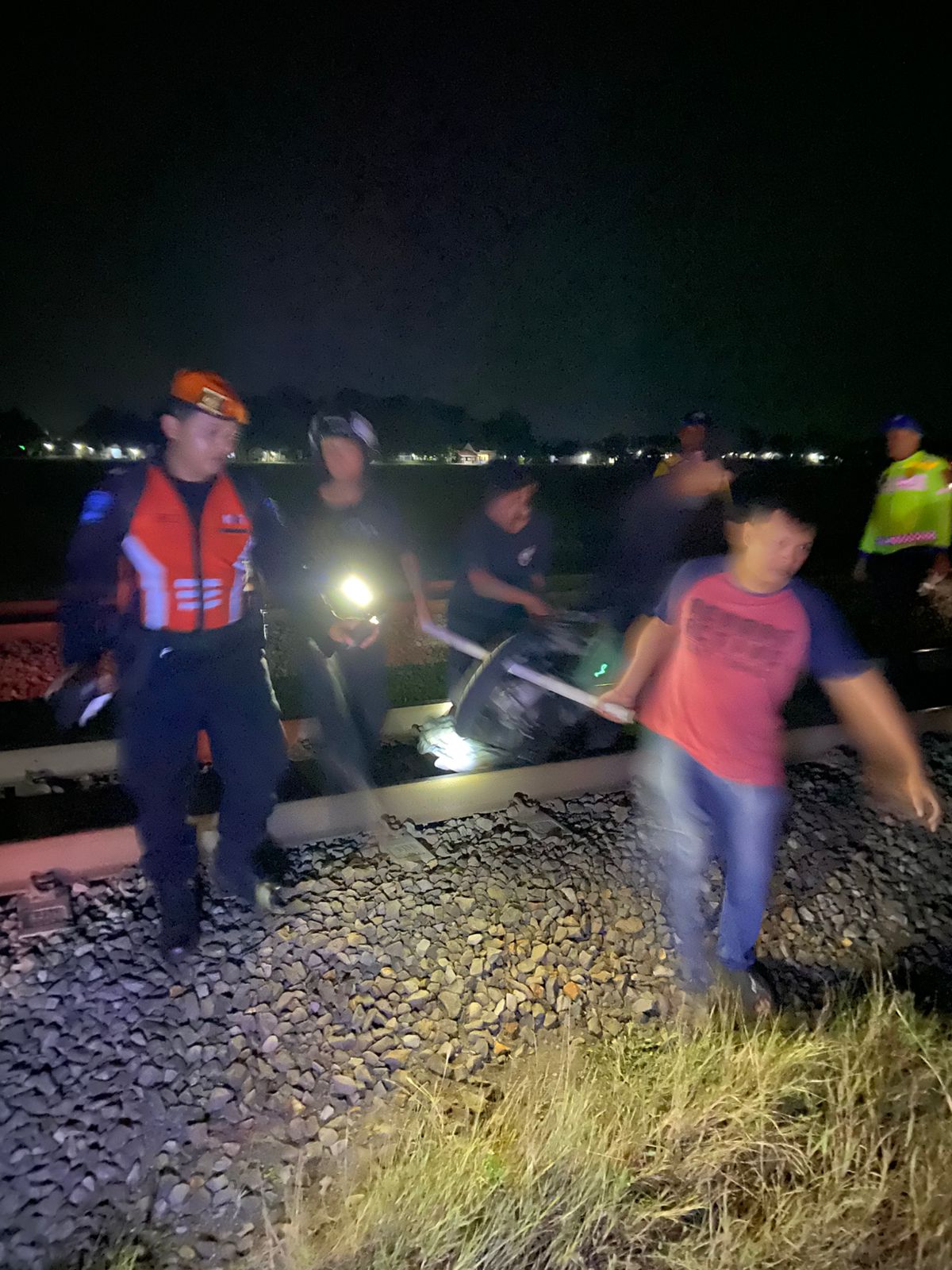 Terobos Perlintasan Karanganyar, Tiga Orang Tewas Tertemper KA Taksaka