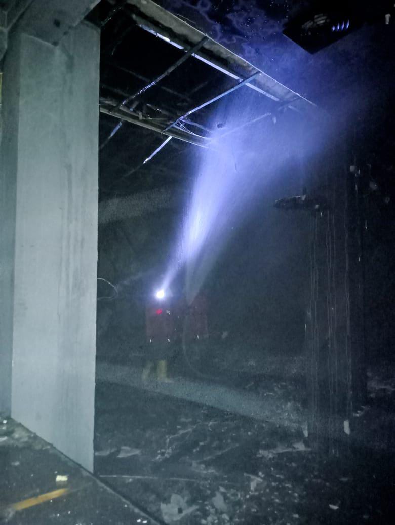 Korsleting Listrik, Ruang Karaoke Hotel di Sokaraja Terbakar