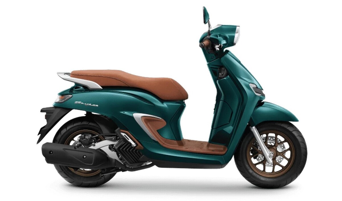 Perbandingan Honda Stylo 160 dan Yamaha Grand Filano, Mana Skutik Retro yang Paling Unggul?