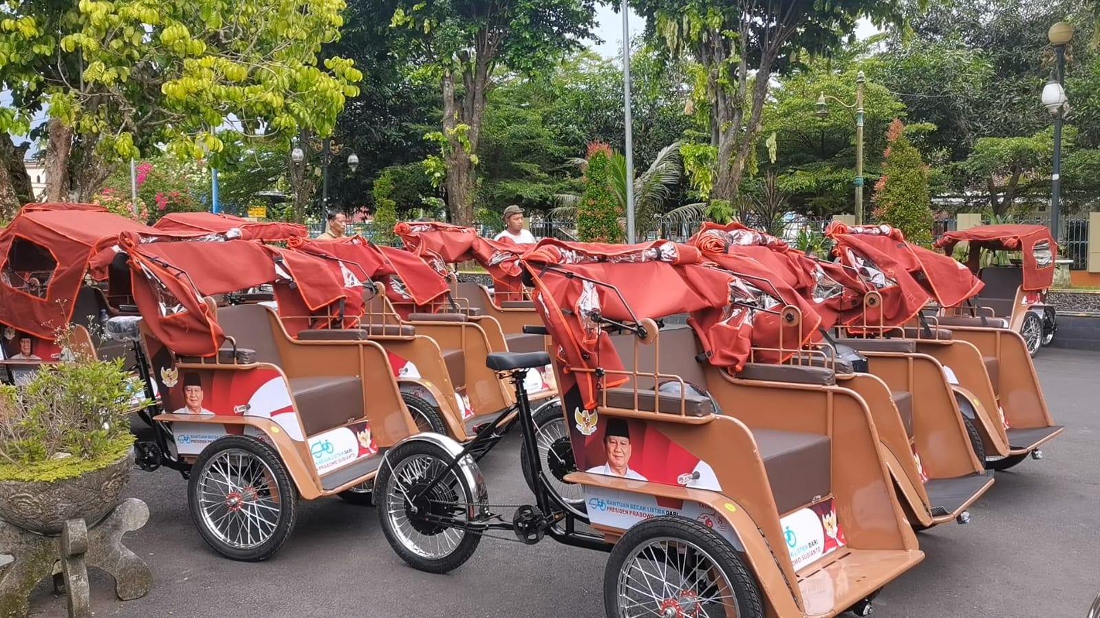 100 Becak Listrik Bantuan Presiden Disalurkan ke Banjarnegara, Prioritaskan Tukang Becak Lansia