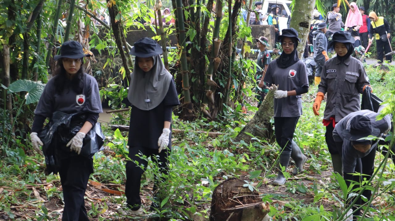 Hari Lingkungan Hidup Sedunia, 1.090 Kilogram Sampah Plastik Dibersihkan