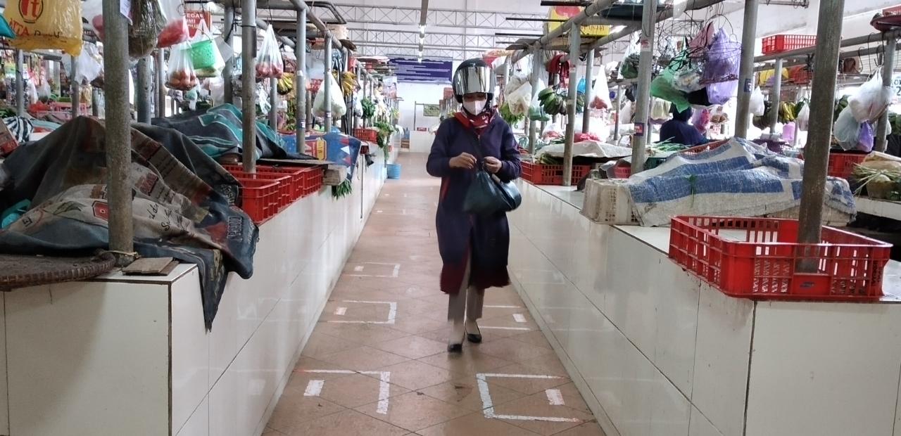Sosialisasi Pengurangan Sampah Plastik Dimulai di Lima Pasar