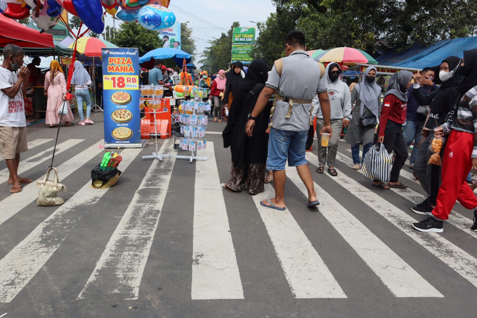 Pasar Minggon Purwokerto Ramai Kembali, PKL Dibuat Tiga Baris, Lihat Fotonya 