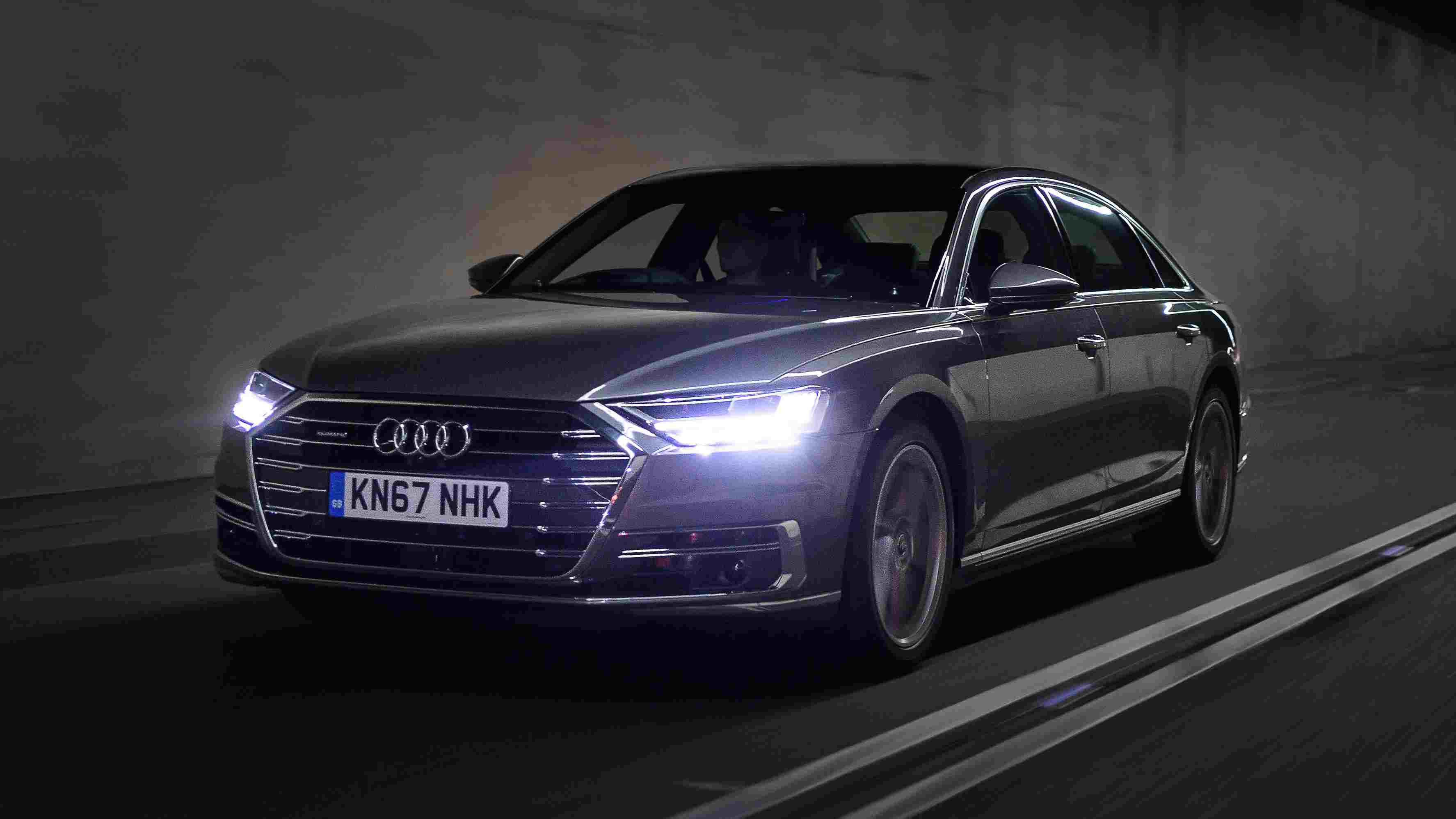 Audi A8L, Kemewahan Performa, dan Teknologi Terkini