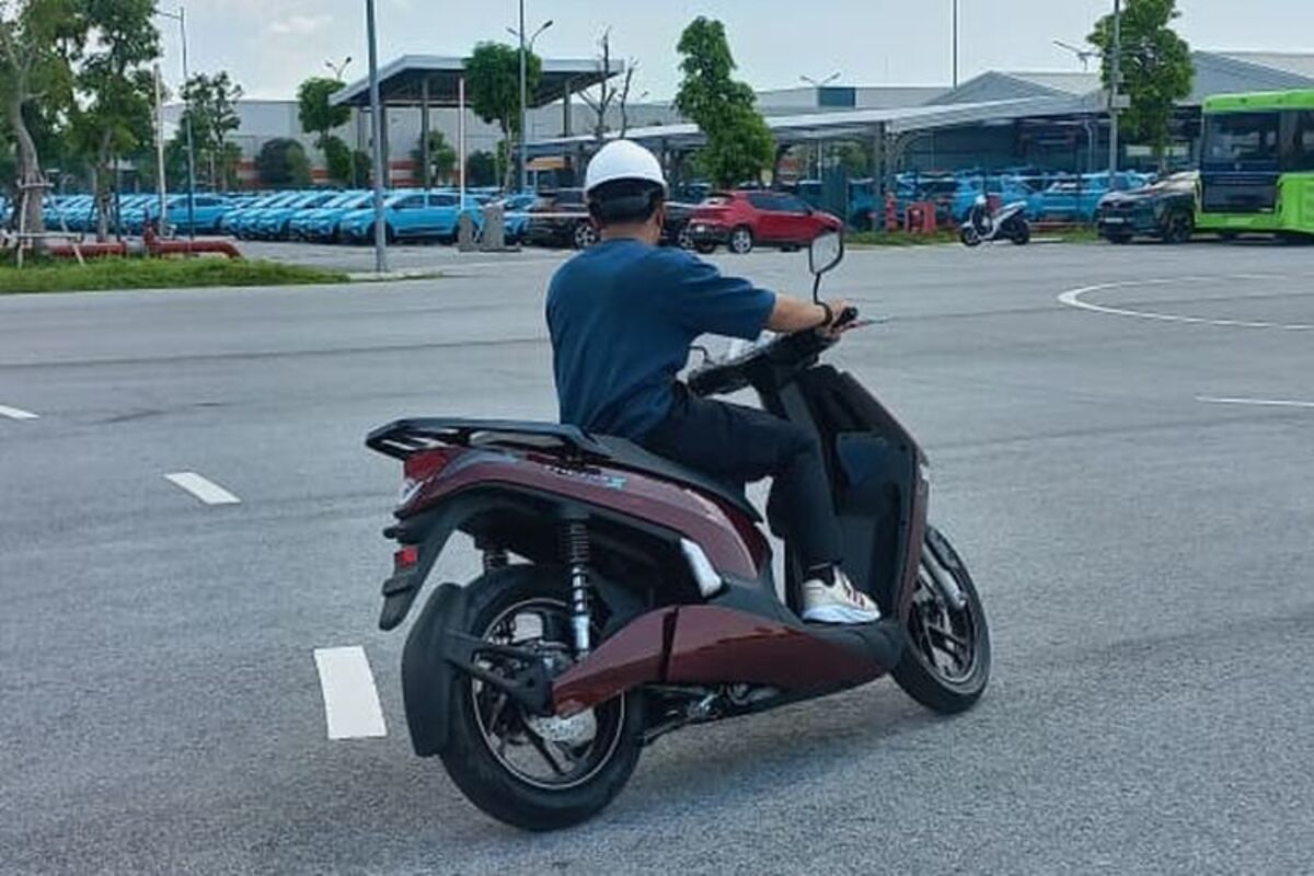 VinFast Theon S Tunjukkan Kelasnya, Motor Listrik Modern yang Tangguh di Jalan Perkotaan