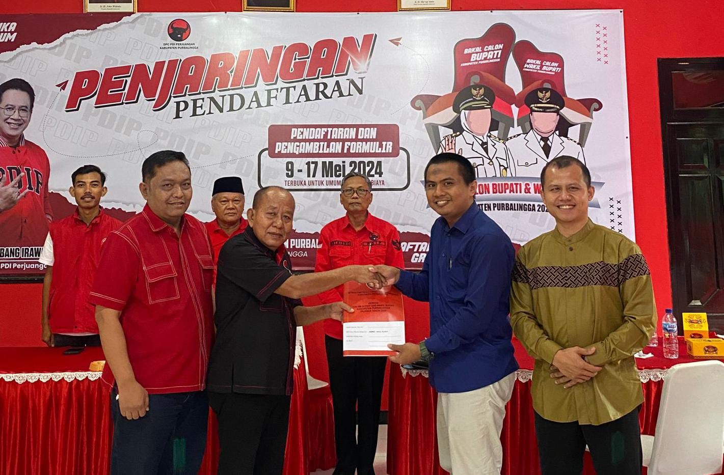 Fahmi Muhammad Hanif Ambil Formulir Pendaftaran Calon Wakil Bupati di DPC PDIP Purbalingga 