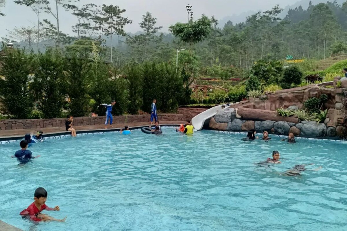Taman Banyu Kencana Watu Blencong, Wisata Kolam Renang dan Camping di Banyumas 