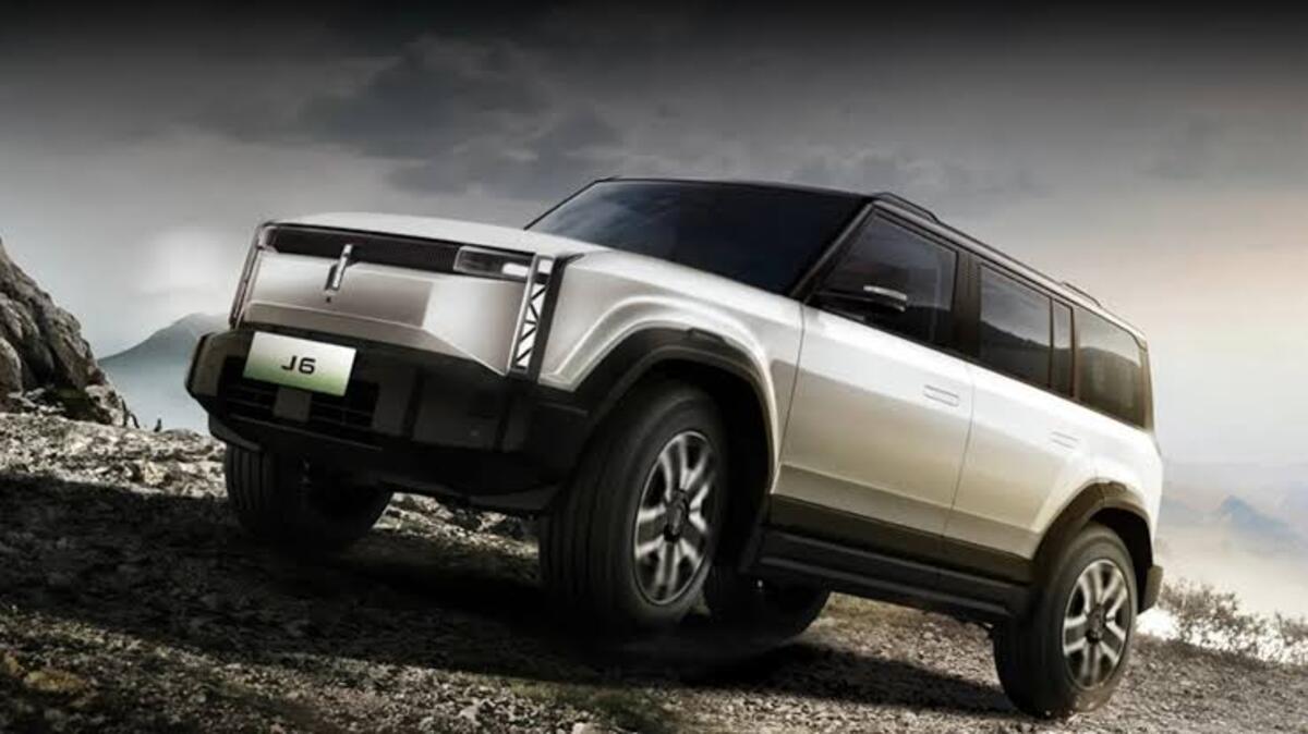 Tiga Mobil Berdesain Kotak dengan Harga Terjangkau