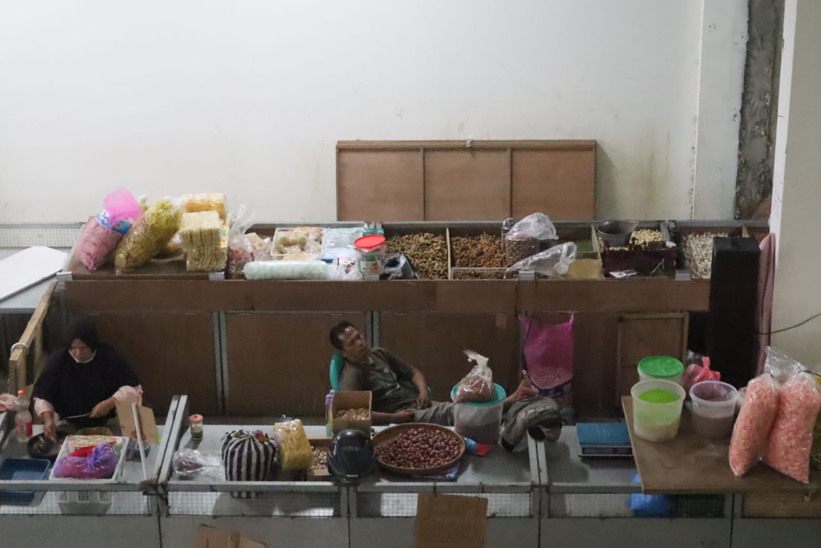 Pedagang Berharap Penataan Ulang Pedagang Pasar Wage Menyeluruh