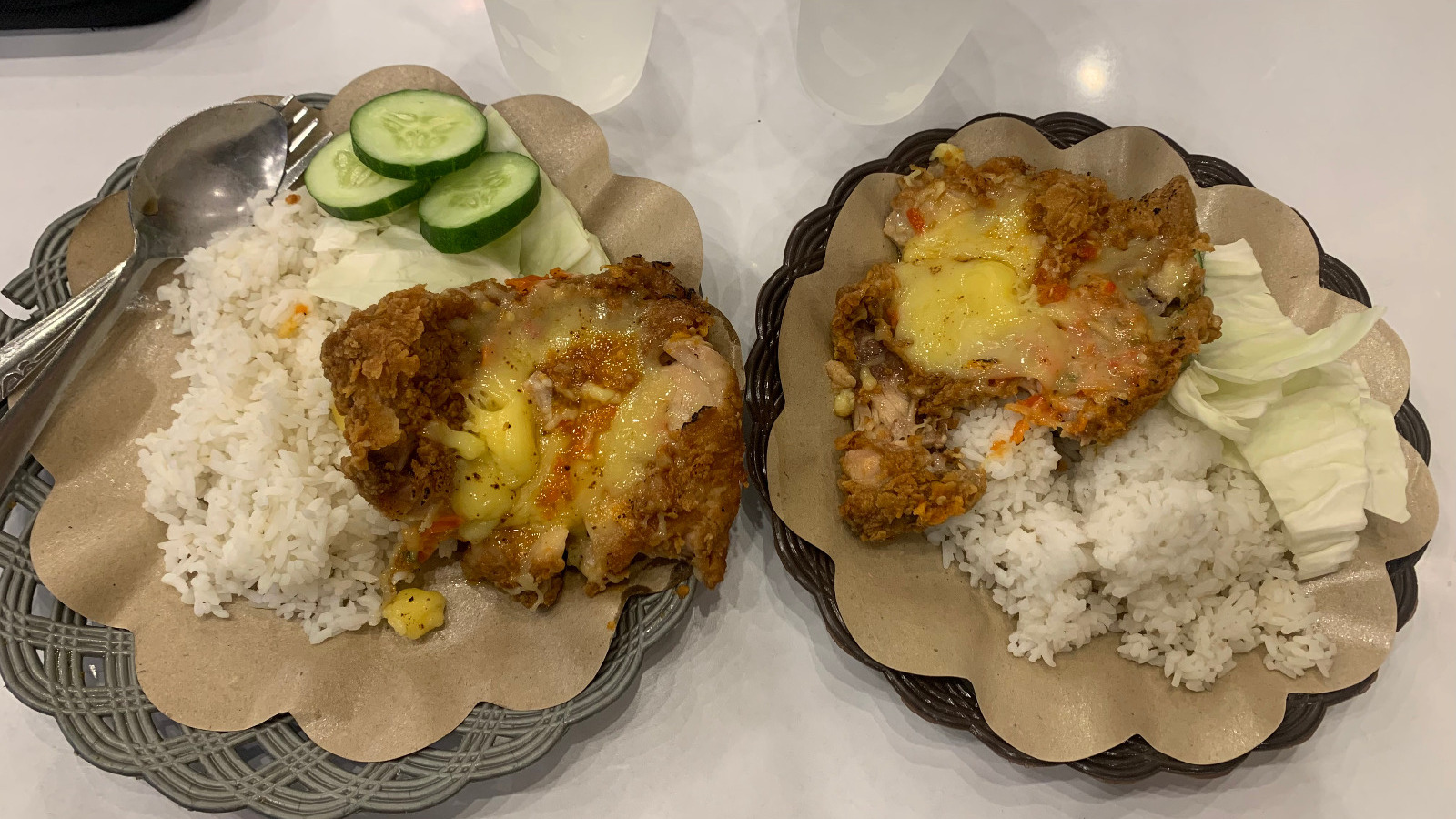 Ayam Geprek Juara, Kuliner Pedas 24 Jam dengan Rasa Juara