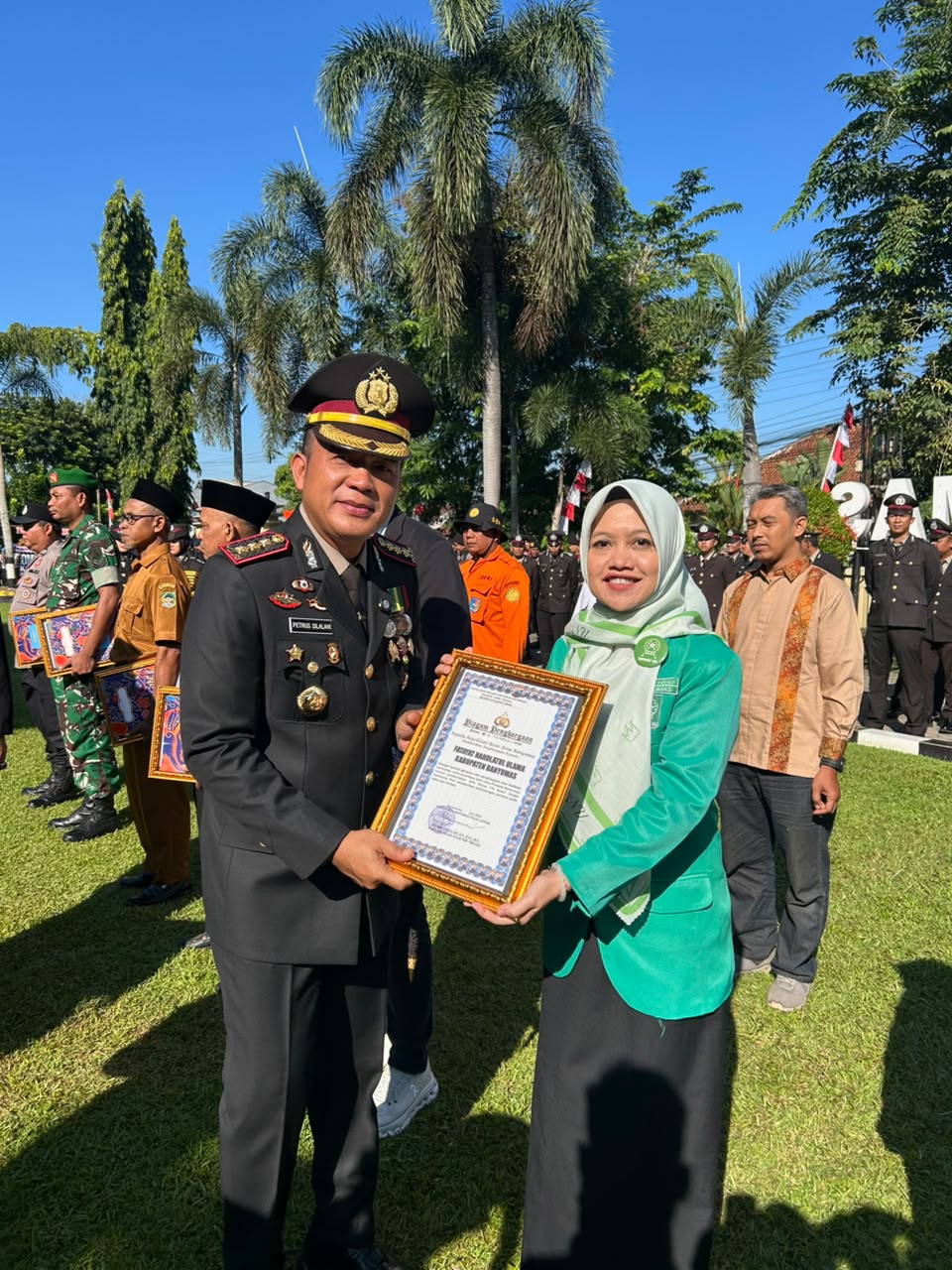 Fatayat NU Banyumas Raih Penghargaan Mitra Safe House 110 dari Polresta Banyumas