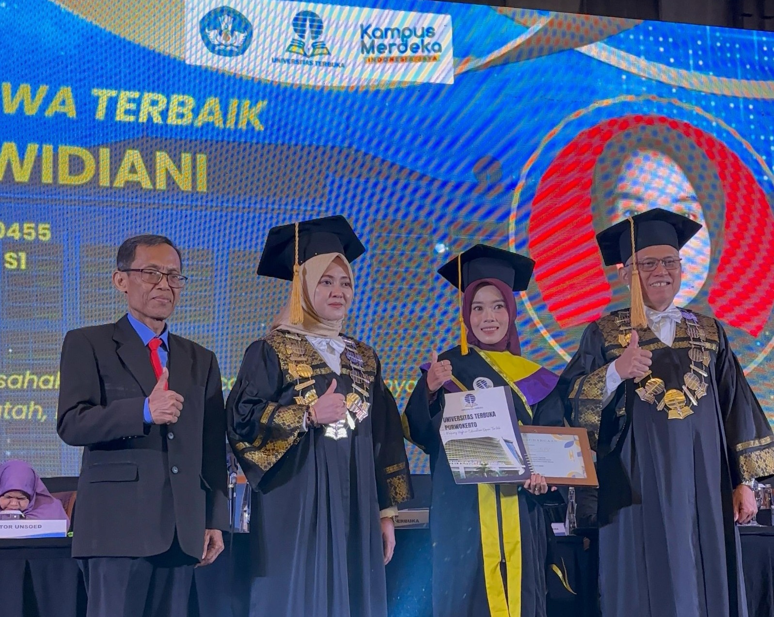 Tips Meraih IPK Cumlaude di UT