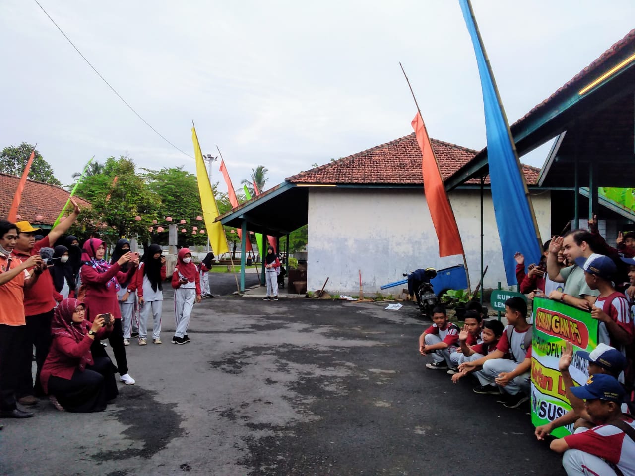 Guru dan Siswa Terkesan, Orang Luar Negeri Pelajari Lengger Banyumasan