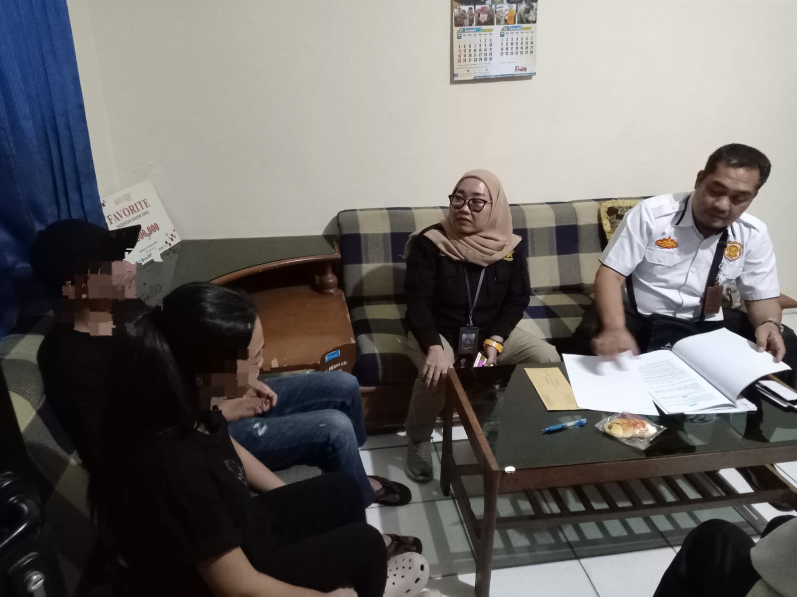 Razia Malam Sasar Eks Lokalisasi Slarang Cilacap, Terjaring 2 PSK dan Penjual 38 Botol Miras