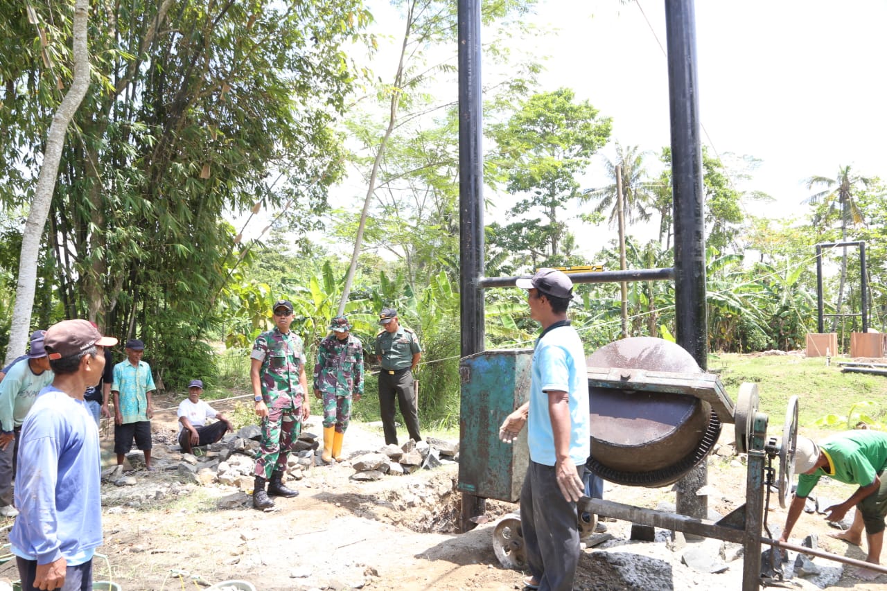 Jembatan Gantung Penghubung Desa Bulusari - Desa Wringinharjo Masuk Tahap Pembangunan