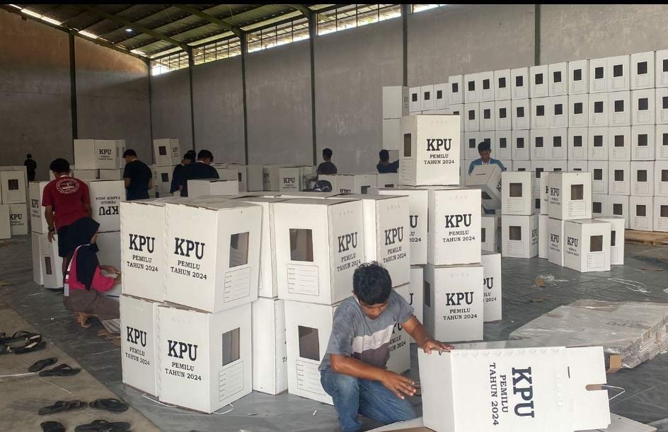 KPU Cilacap Mulai Tahapan Perakitan Untuk 29.820 Kotak Suara