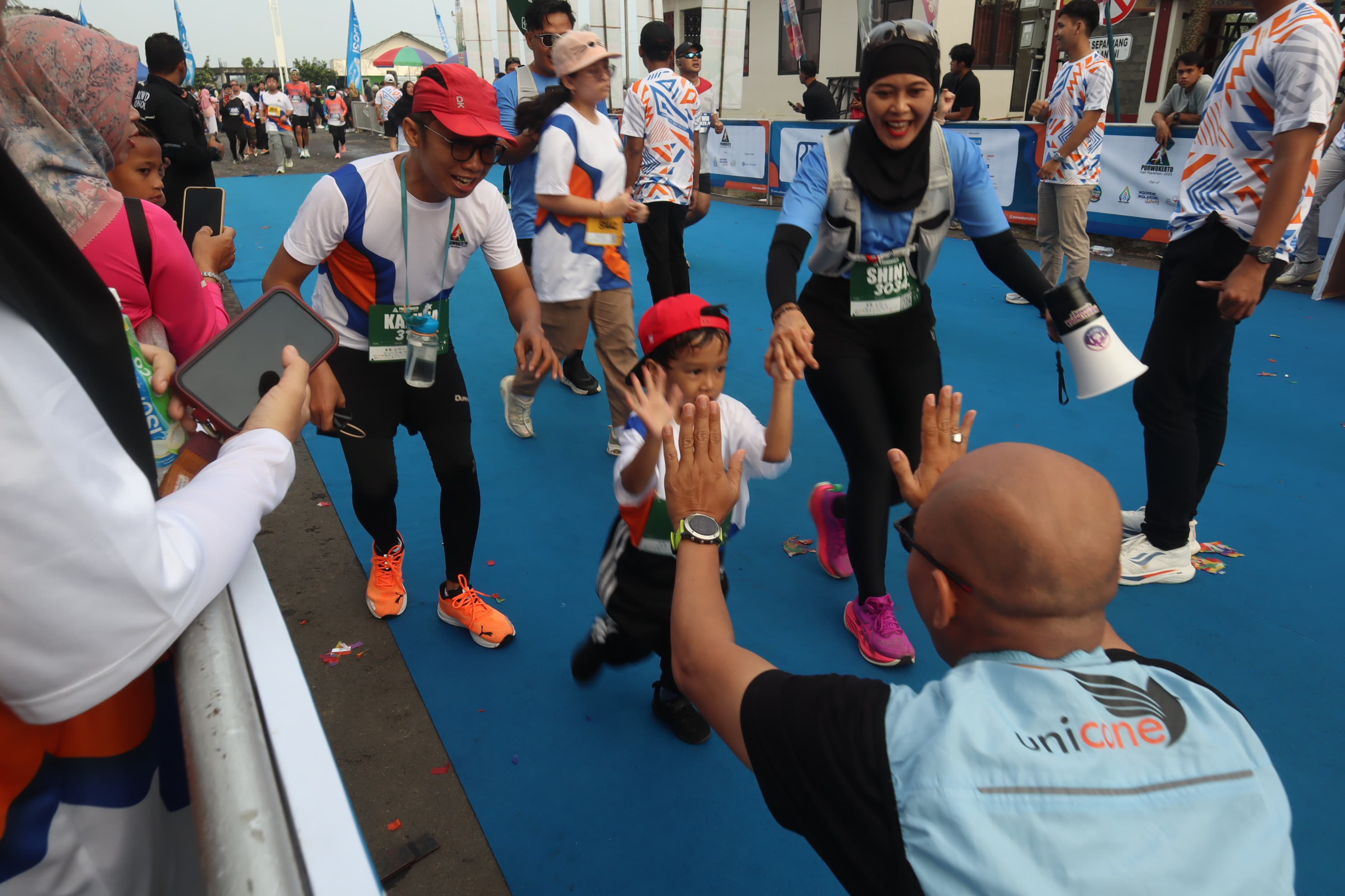 Ribuan Pelari Padati Kota Satria, Purwokerto Half Marathon 2025 Sukses Digelar