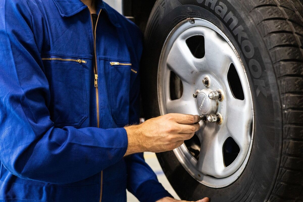 Yuk Catat! 5 Perawatan Ban Mobil Agar Tetap Awet dan Tahan Lama