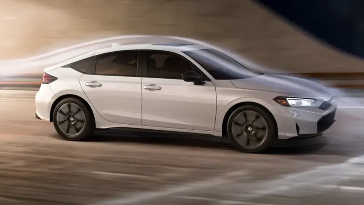 Mobil Honda Civic Hatchback 2025, Kombinasi Sempurna antara Kepraktisan dan Performa Hybrid