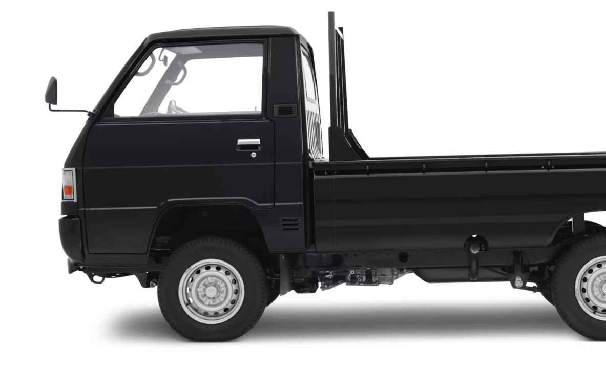 Simulasi Kredit Mobil Pickup Mitsubishi L300 via Adira Finance, Segini DP dan Angsuran Per Bulan