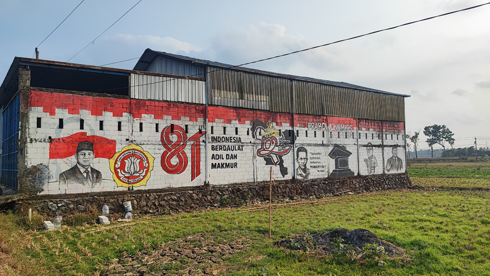 Mural Karang Taruna Grenggeng, Kritik Anak Muda Lewat Gambar dan Sejarah