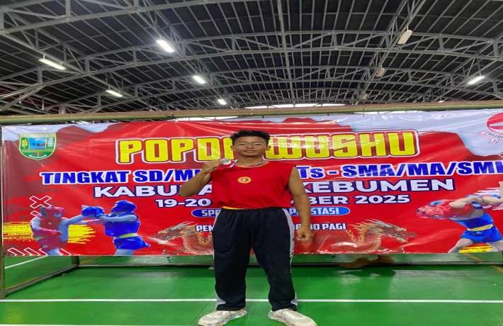 Rahman Aly Sabet Juara 2 Cabang Wushu