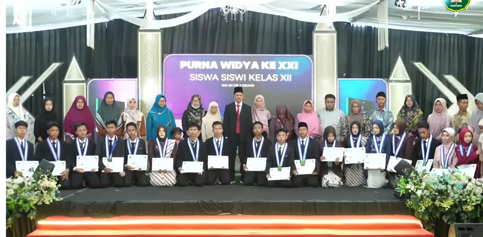 592 Siswa SMK Ma’arif 9 Diwisuda