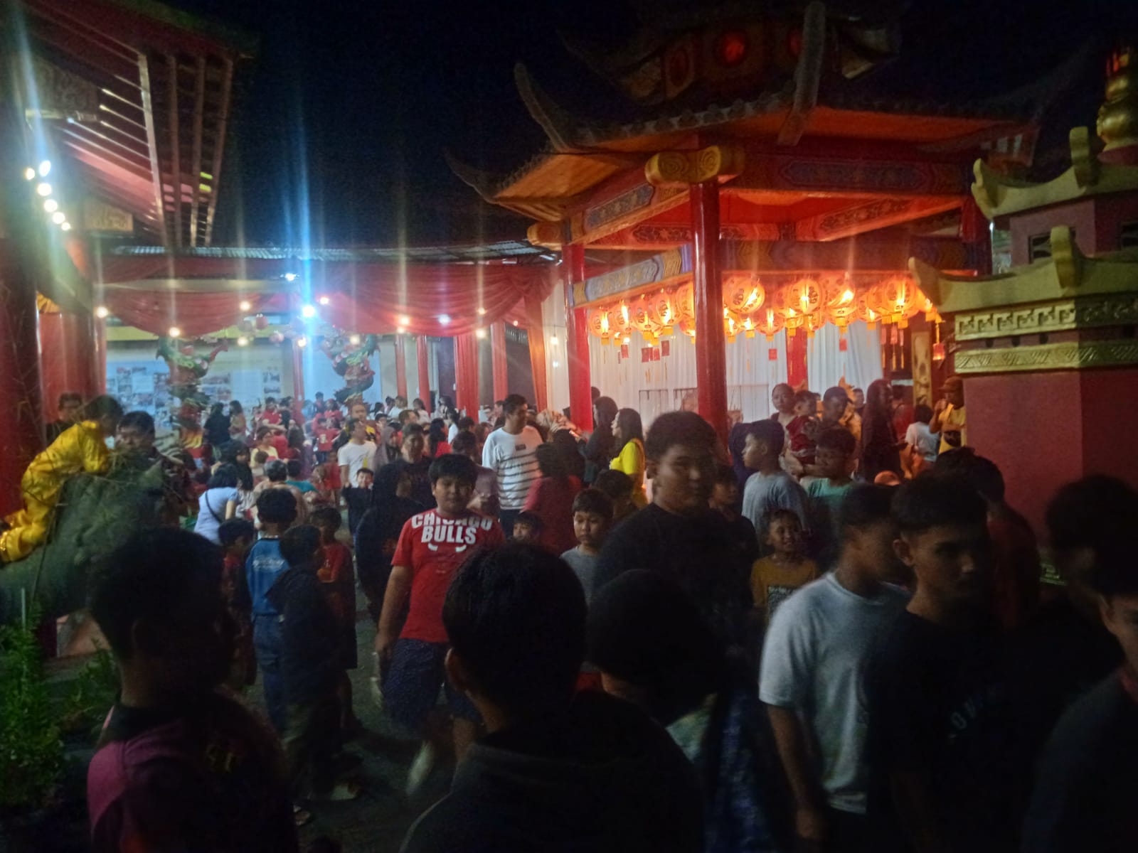 Warga Penuhi Perayaan Cap Go Meh di Klenteng Purbalingga 