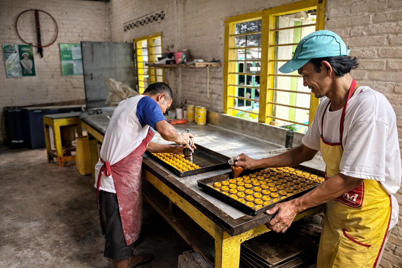 Dari Dapur Sederhana, Perempuan Tangguh Ini Sukses Kembangkan Usaha Kue dan Banjir Pesanan Berkat Dukungan BRI