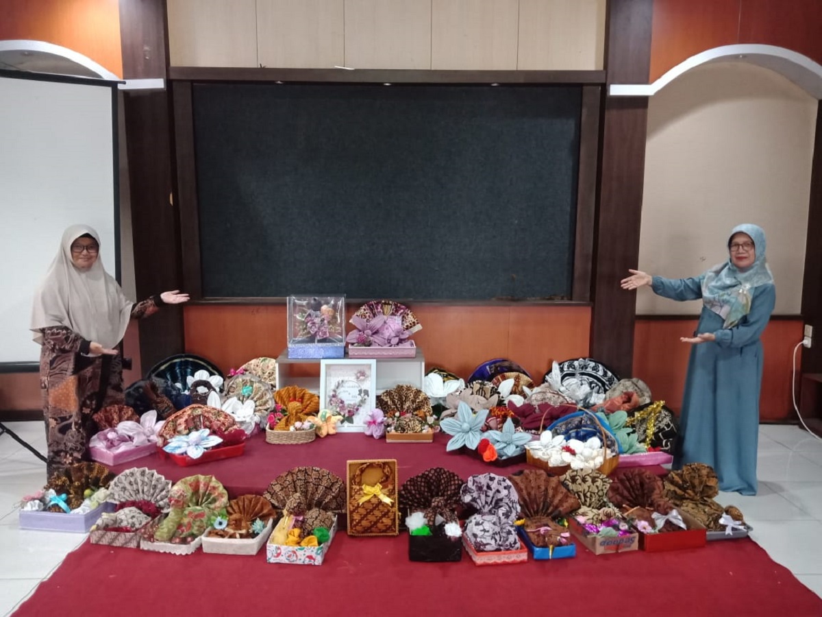 RBI UMP dan SKB Purwokerto Gelar Pelatihan Hantaran dan Mahar untuk Janda dan Warga Miskin Kota