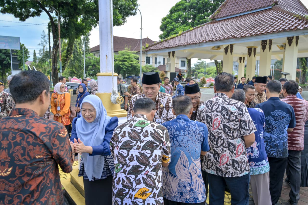 Apel Perdana Pasca Lebaran, ASN Banjarnegara Diminta Tingkatkan Kinerja dan Integritas