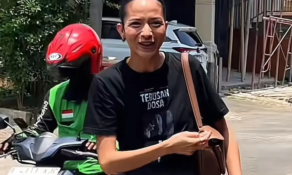 Keuntungan Menggunakan Ojek Motor Online ala Putri Marino