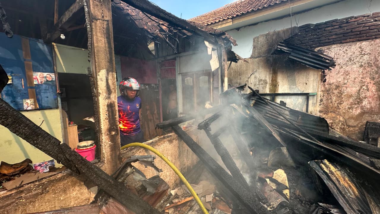 Rumah Terbakar di Banyumas Belum Bisa Terima Bantuan, Aturan Perbaikan Masih Berlaku untuk Korban Bencana