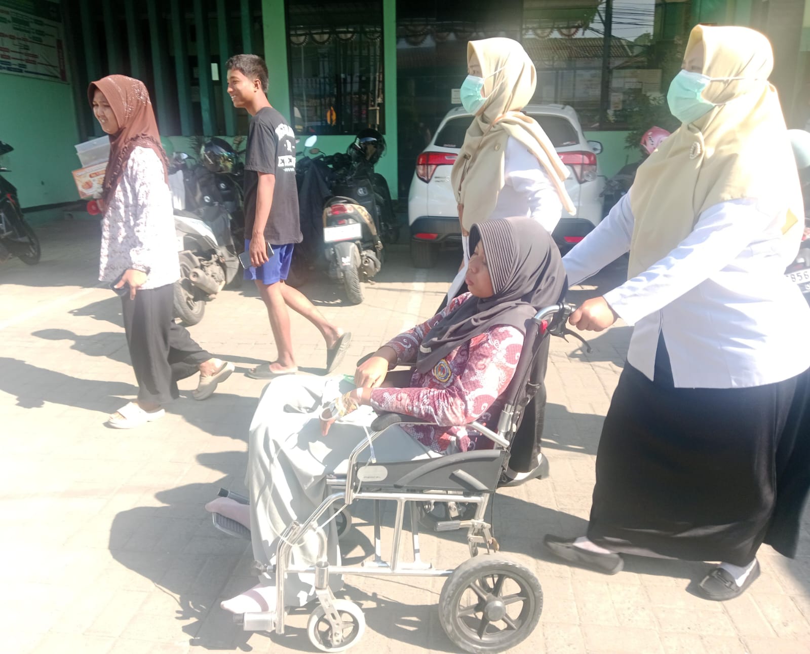 SPPG Disuspensi! Terkait Kasus Dugaan Keracunan MBG di SMAN 1 Sampang Cilacap