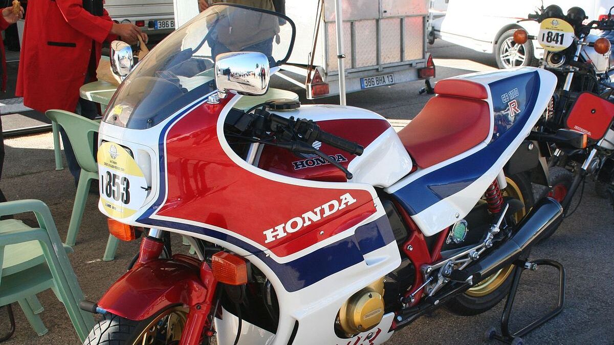 Cek Honda CB1100R Type II: Perpaduan Motor Retro dan Teknologi Modern dalam Satu Unit