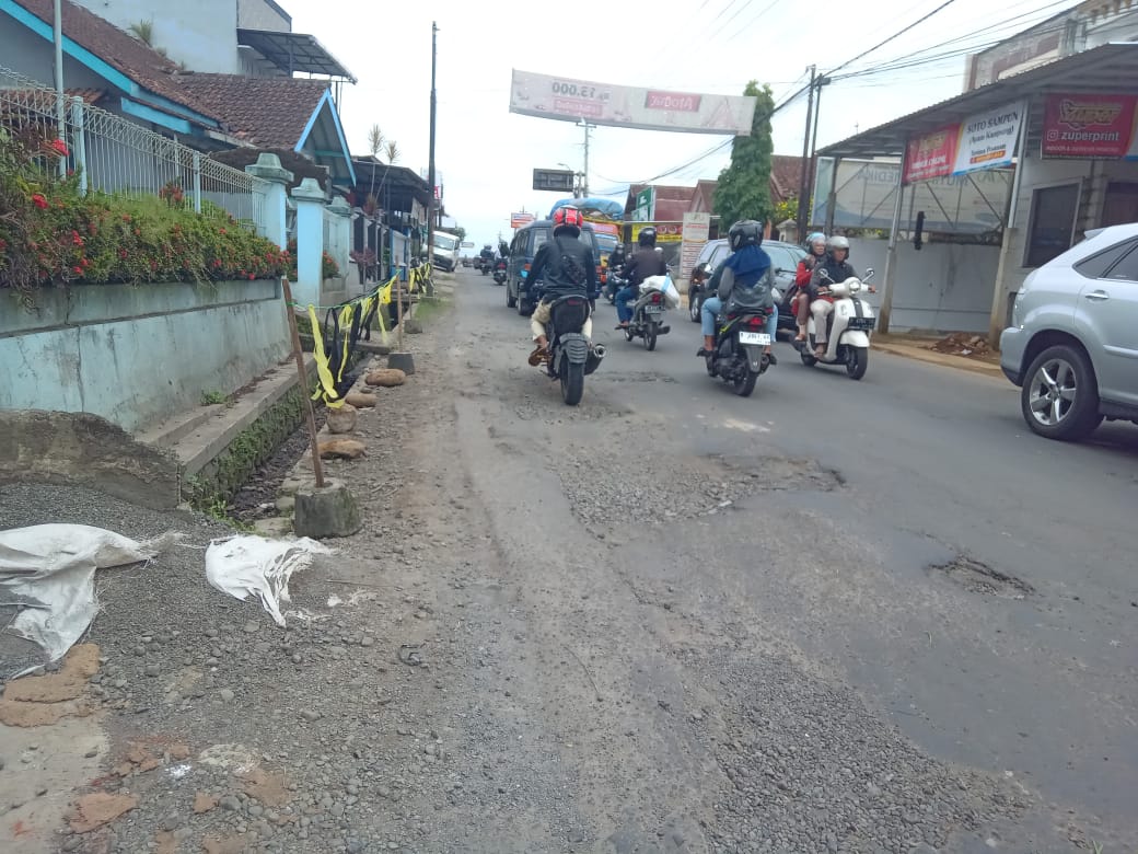 Belum Dianggarkan Penanganan Jalan Rusak Sunan Ampel dan Raden Patah Direncanakan Dilakukan Tahun Depan