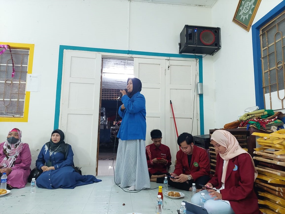 Mahasiswa PGPAUD UMP Berikan Parenting di KKN Internasional Malaysia