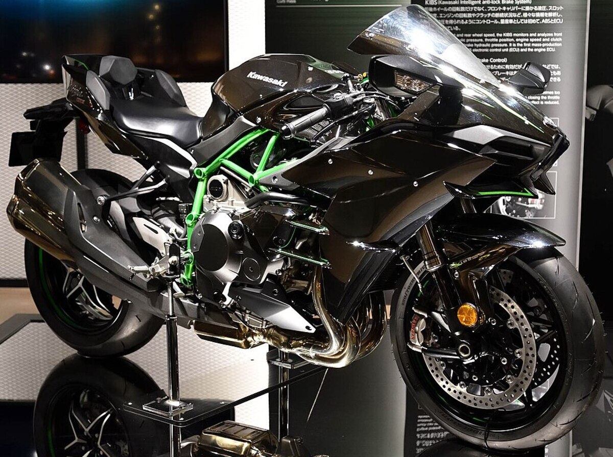 Fantastis, Harga Kawasaki Ninja H2R Tembus Rp 900 Juta di Tahun 2025
