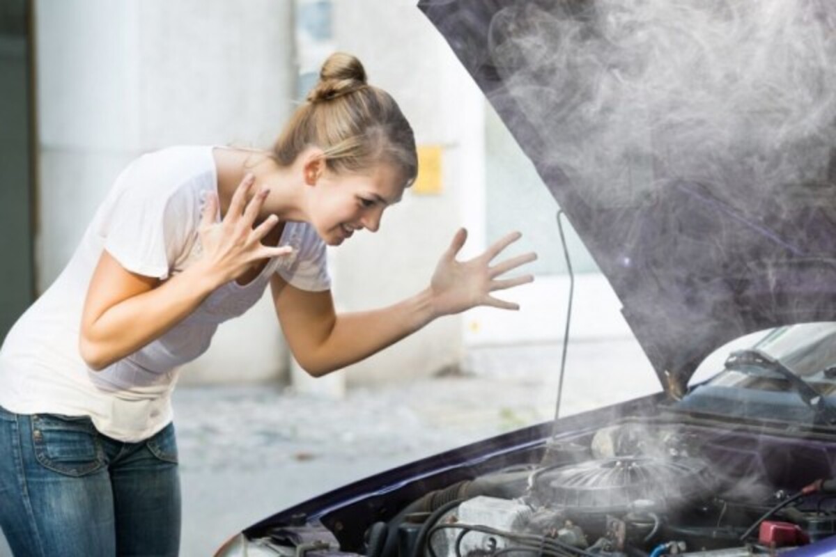 8 Penyebab Utama Mesin Mobil Menjadi Overheat 