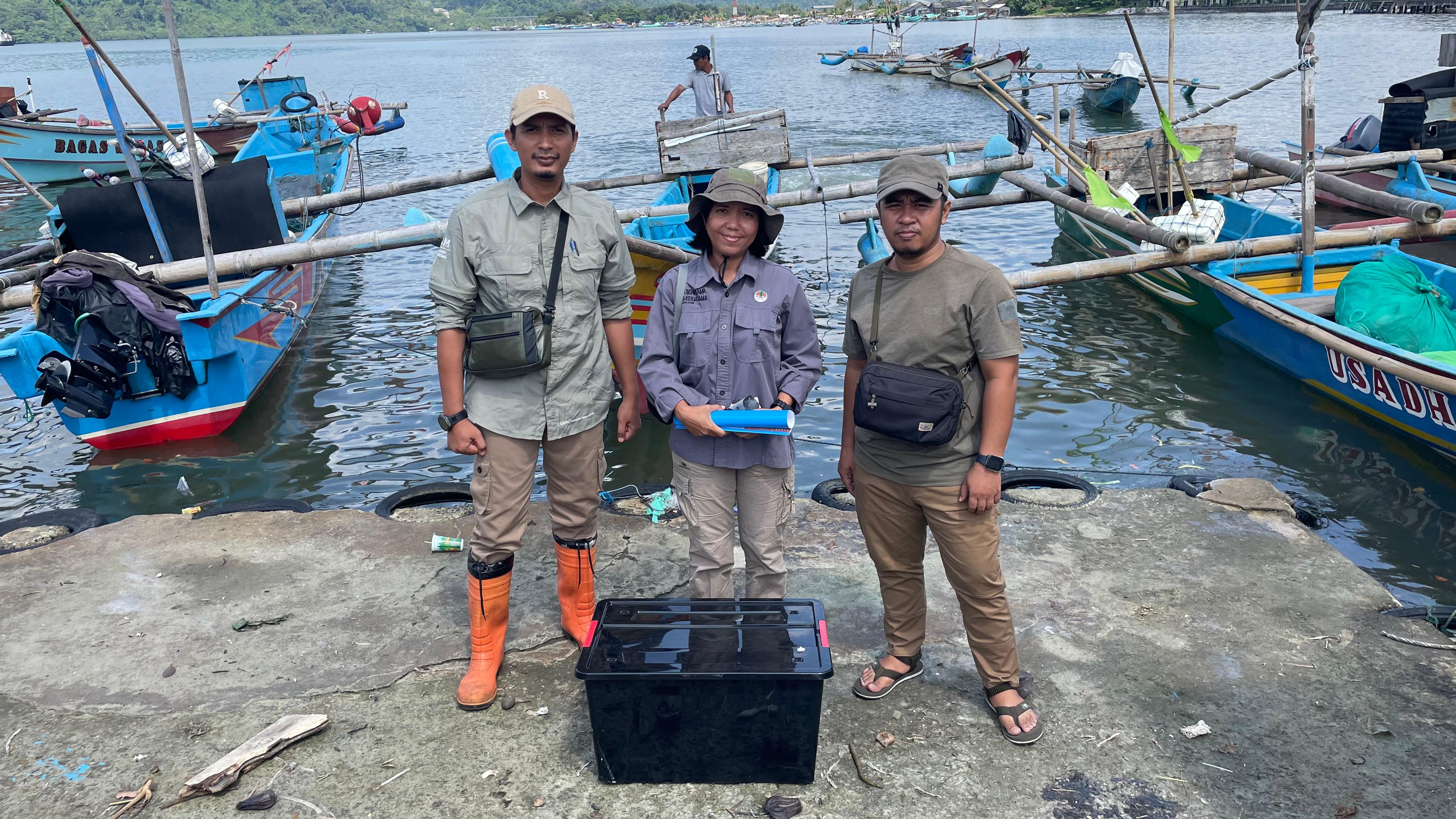 Sanca Kembang Sepanjang 3,5 Meter Dilepasliarkan di Nusakambangan Timur