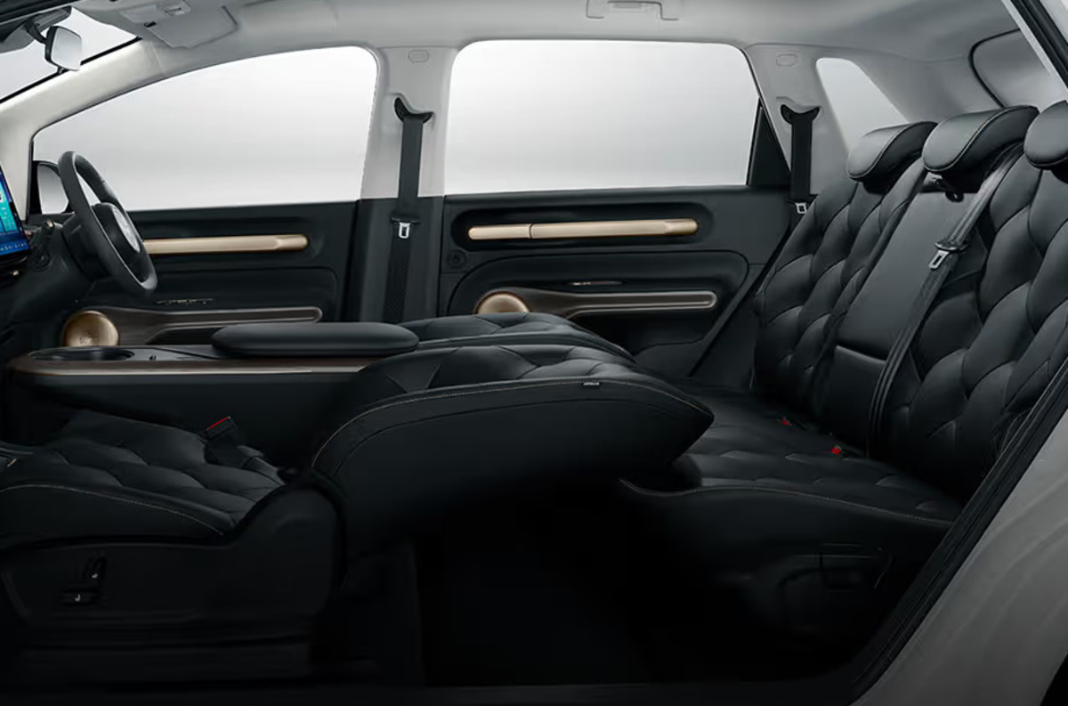 Lebih dari Sekadar Mobil, Wuling Cloud EV Adalah Rumah Nyaman di Atas Roda Cocok untuk Keluarga