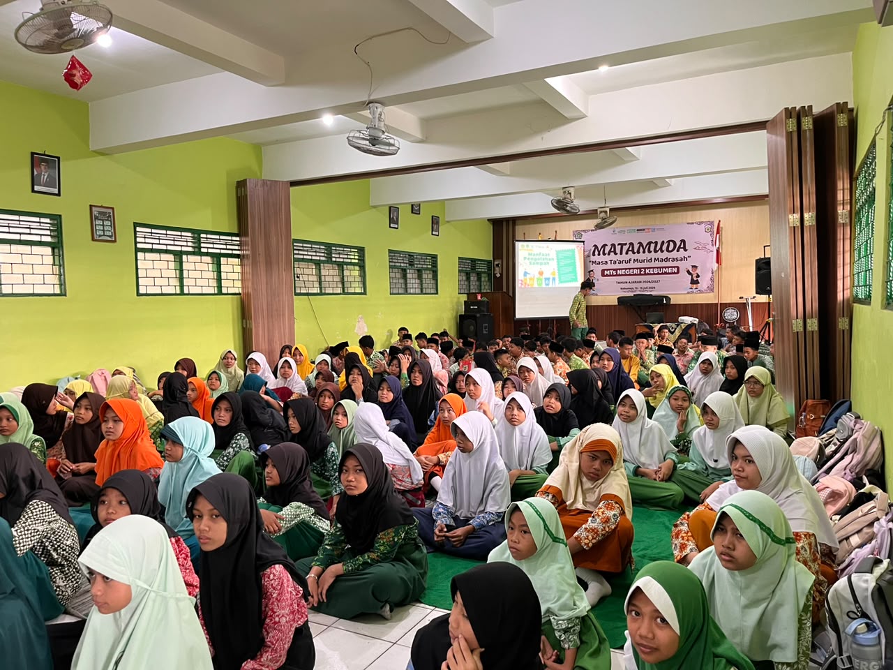 MAN 1 dan MTsN 2 Edukasi “Pilah Sampah”